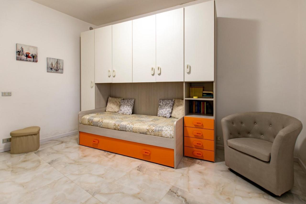 カザマッシマMadrigio... A Casa Propriaアパートメント エクステリア 写真